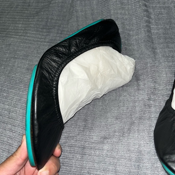 Tieks 🖤 Black Size 7 - Picture 5 of 12